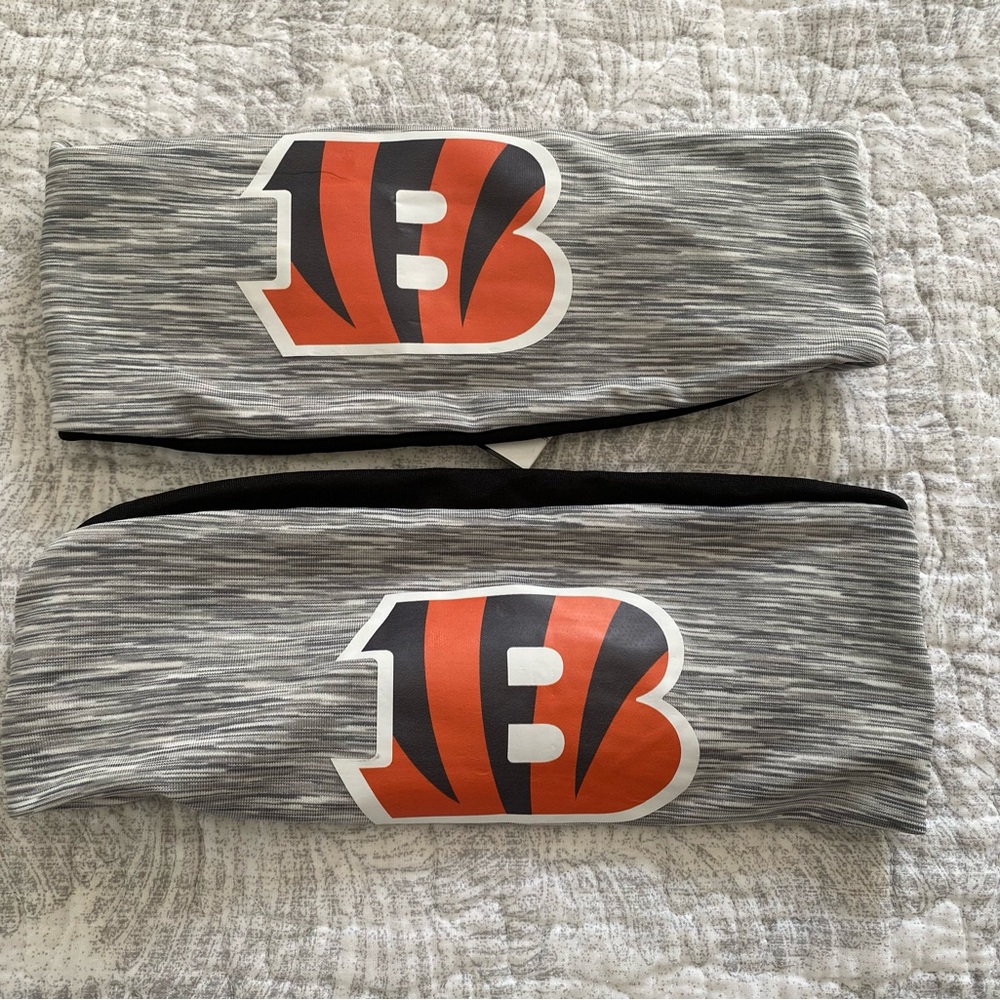 Two Sports headbands narrow